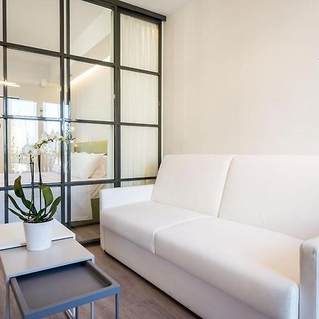 Syntagma Modern New Flat, Large Balcony With View Apartment Athens Luaran gambar